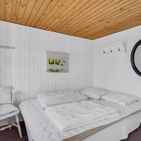 Holiday home Awesome In With Wifi